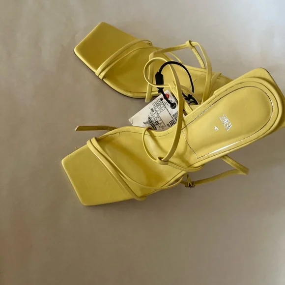 ZARA SANDALS - Picture 9 of 10